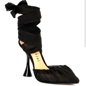 Gianni Bini, Henzlee Black Chiffon Wrap-Up Dress Pump